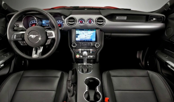 2021 Ford GT500 Interior