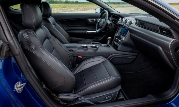 2024 Ford Mustang Coupe Interior