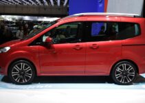 2024 Ford Tourneo Courier Exterior