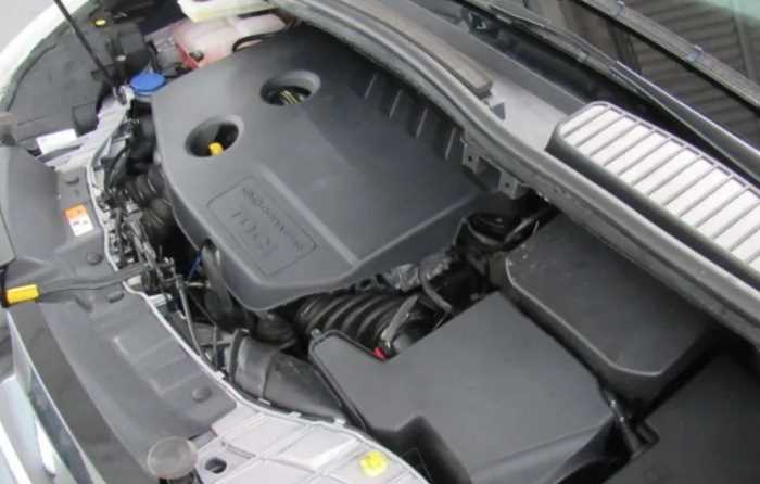 2024 Ford C-Max Energi Engine