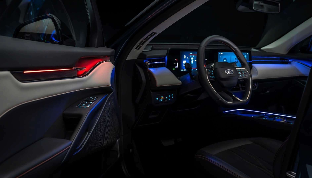 2025 Ford Taurus Interior